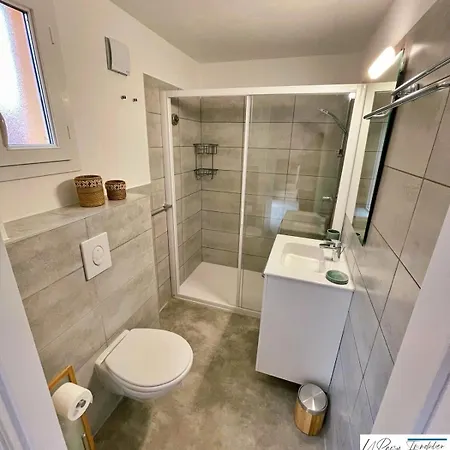 Heated Pools Holiday home *